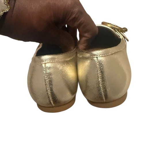 Kurt Geiger London “Mayfair” Metallic Gold Leather Buckle Loafers size 39 (8.5) - Picture 4 of 9